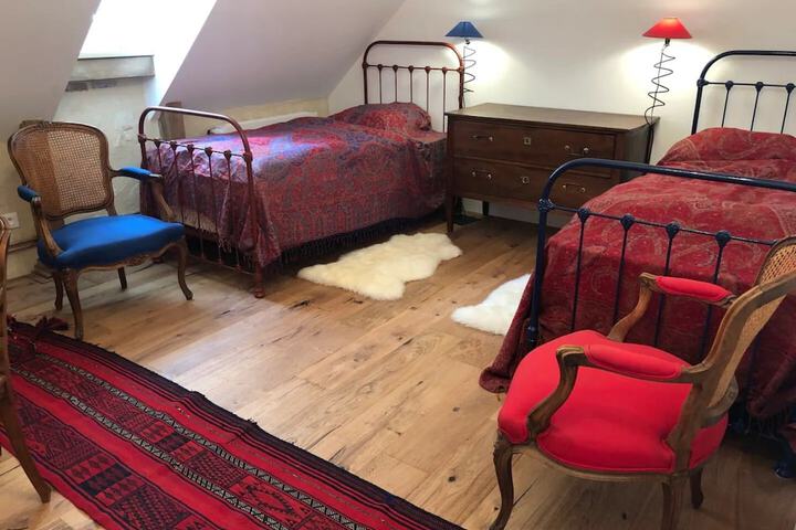 Room 5 of 56