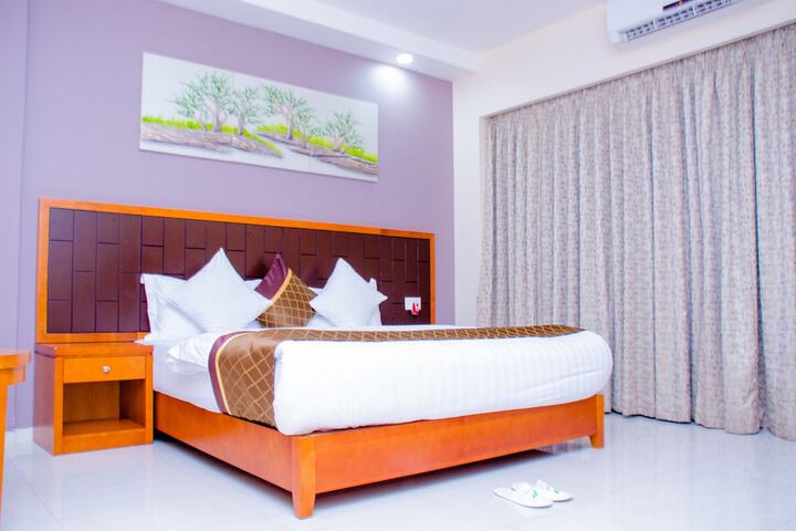 Room 10 of 47