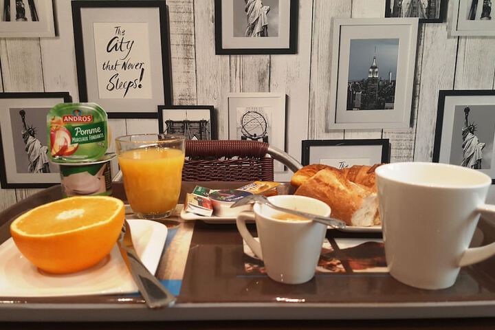 Breakfast/Coffee Service 39 of 51