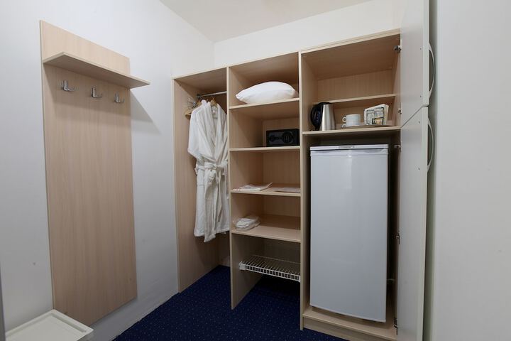 Room 53 of 125