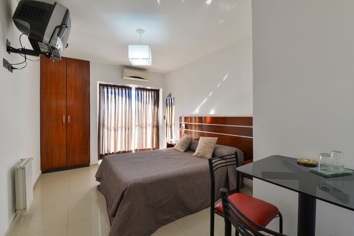 Room 14 of 40