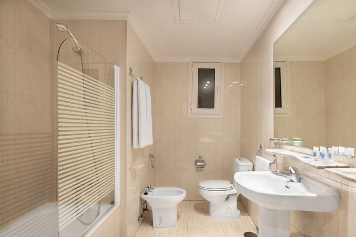 Bath Interior