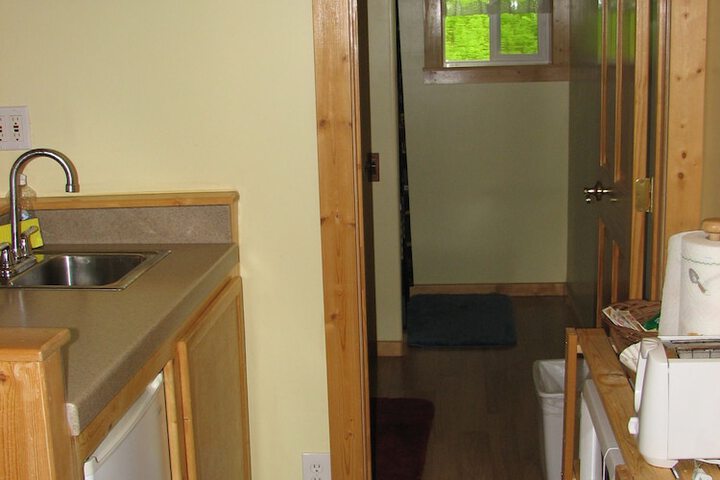 Room 2 of 10