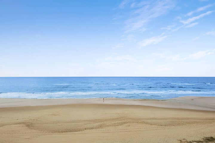 Beach 45 of 54