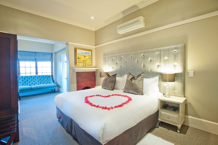 Room 5 of 37