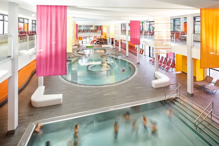 Pool Hotel