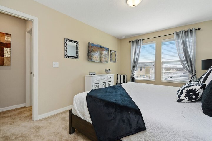 Room 14 of 45