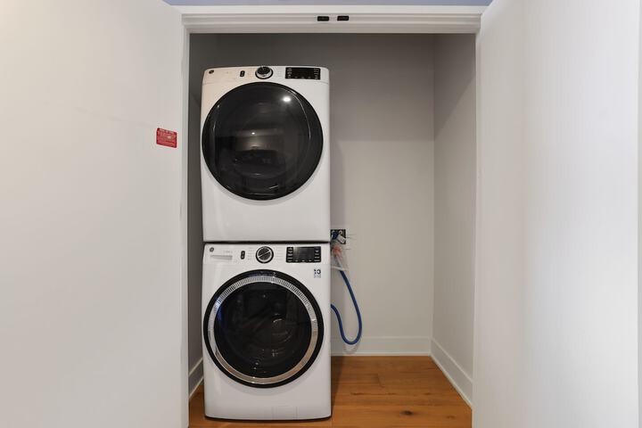 Laundry 701 of 860