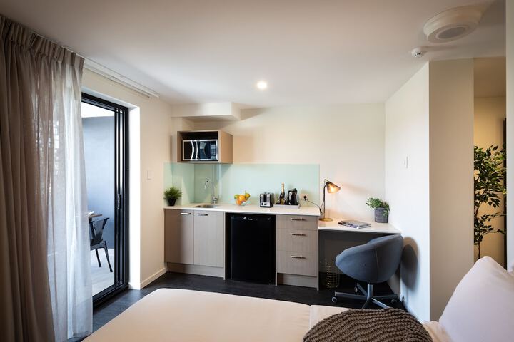 Room 52 of 73