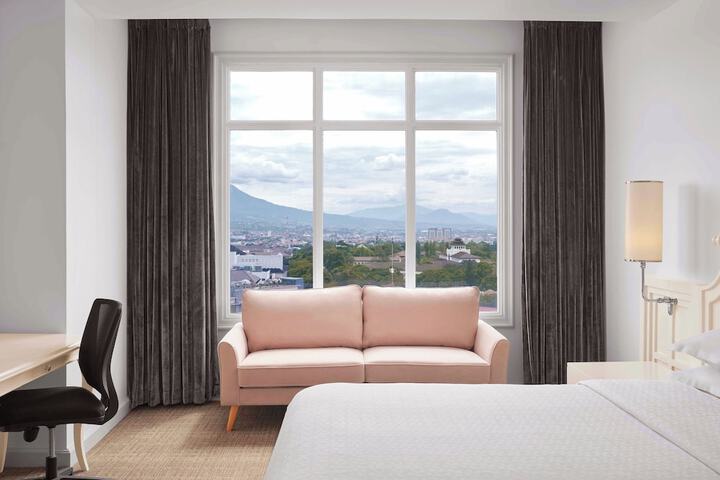 Room 15 of 64