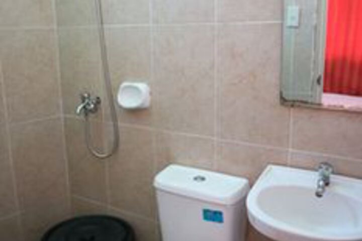 Room 2 of 19