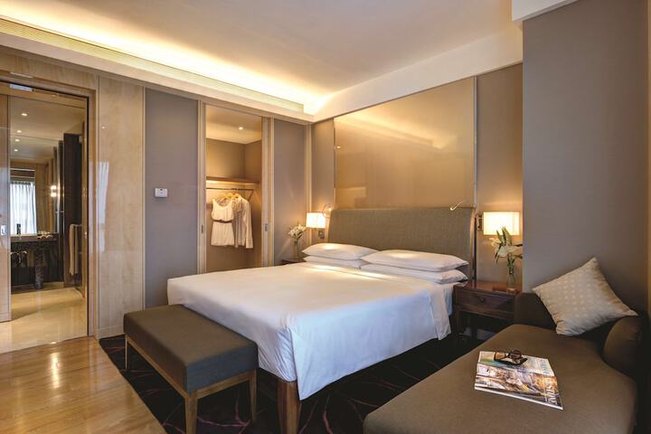 Room 49 of 135