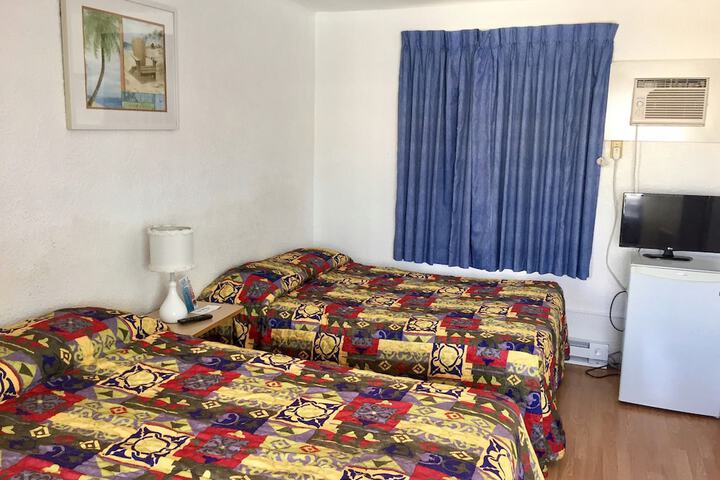 Room 10 of 36
