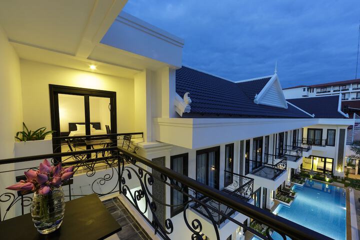 Hotel 73 of 80