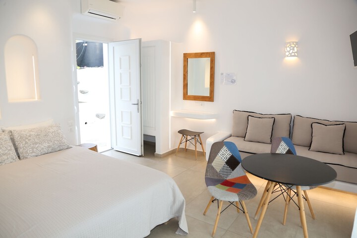 Room 25 of 187