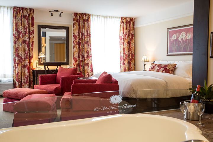 1 King Bed (15 of 27)