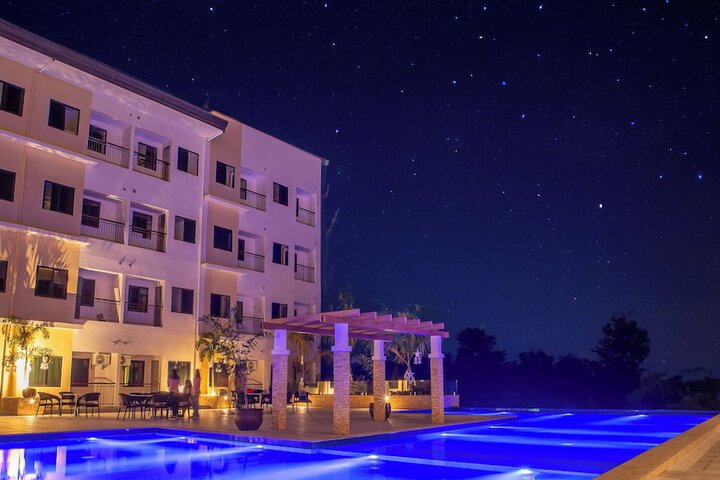 Hotel 56 of 61