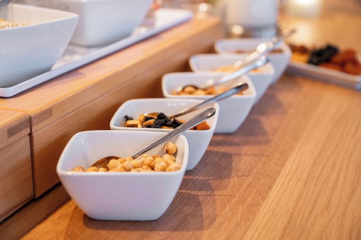 Dining 86 of 105