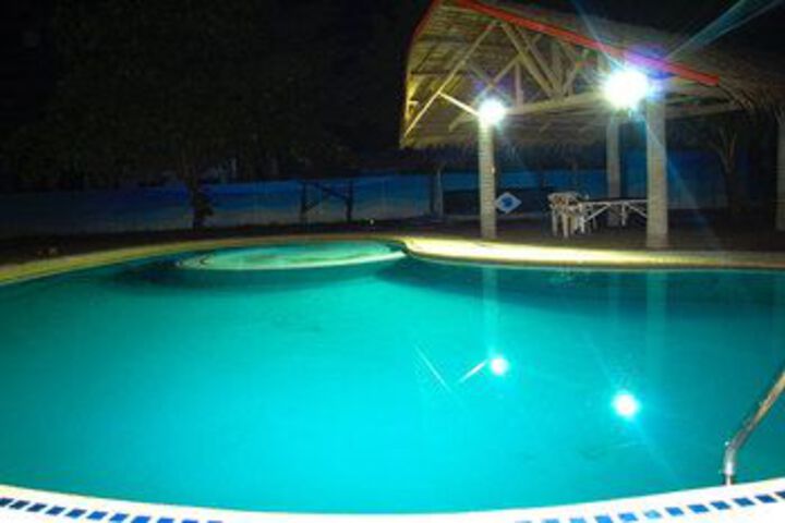 Pool 95 of 124