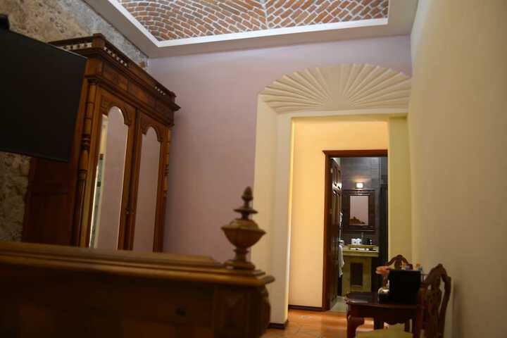 Room 7 of 47