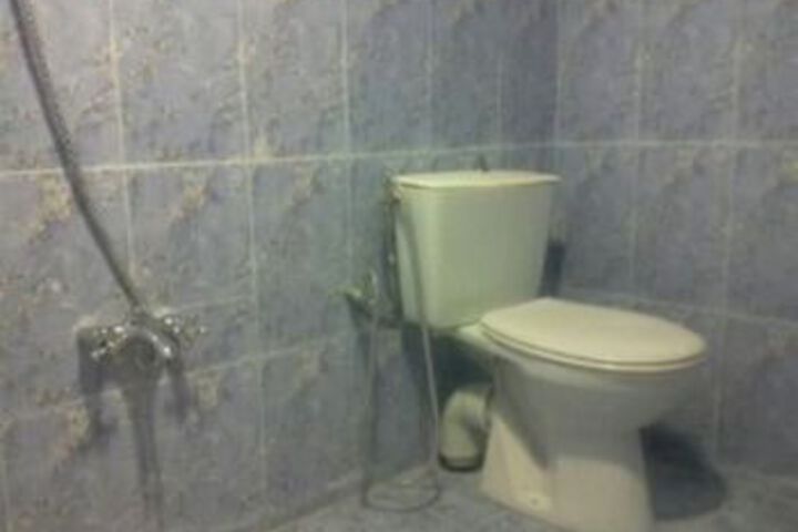 Room 2 of 20