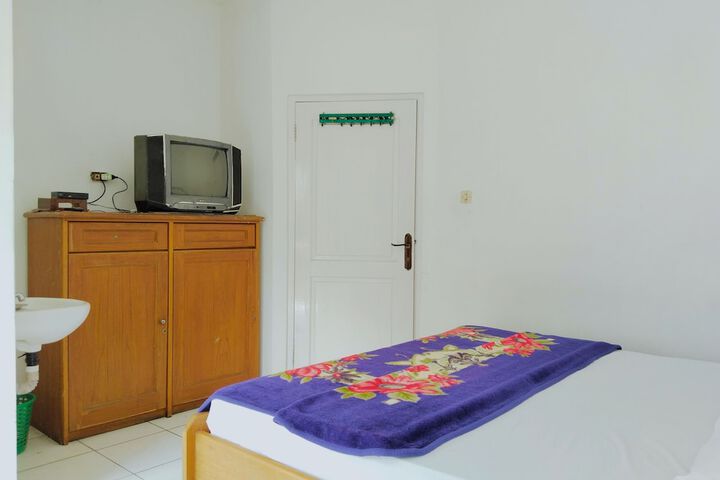 Room 11 of 39