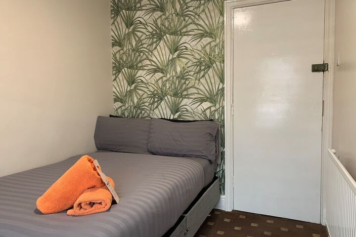Room 15 of 23