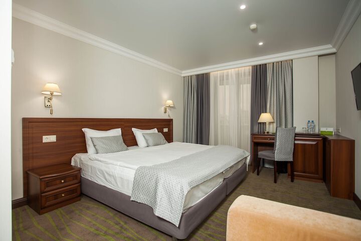 Room 25 of 113