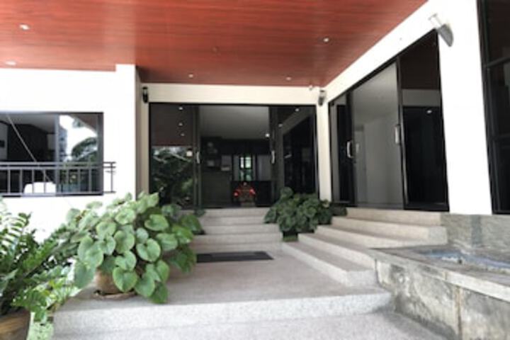 Hotel 4 of 4