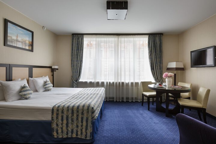 Room 29 of 44