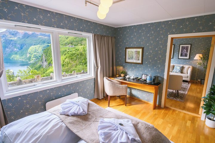 Room 26 of 78