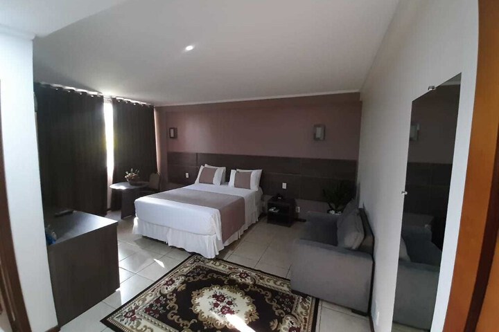 Room 4 of 56