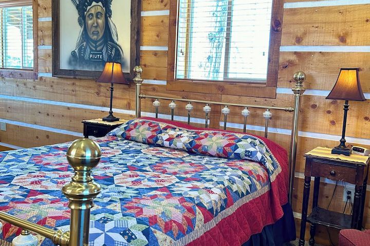 Room 4 of 64