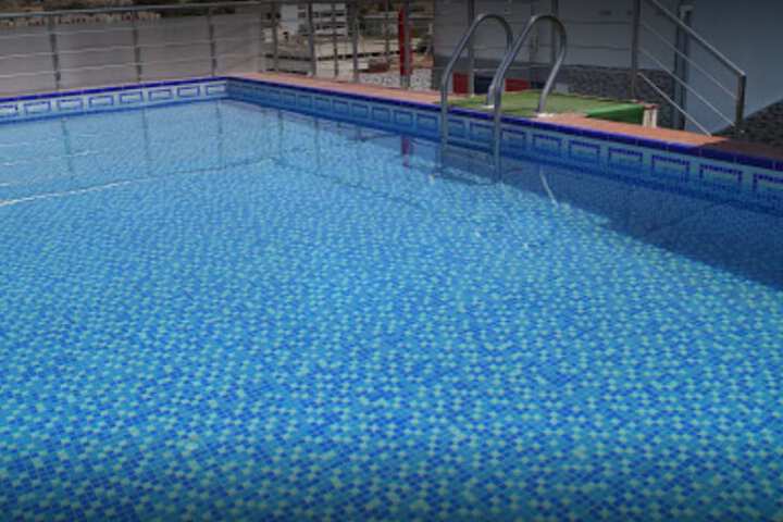 Pool 31 of 46