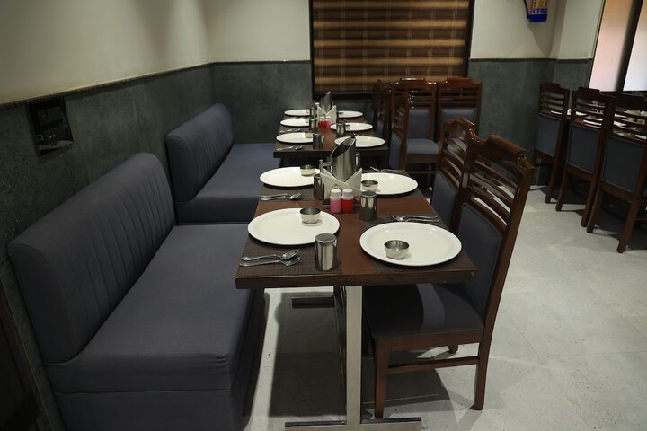 Dining 95 of 136