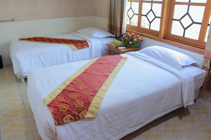Room 4 of 35