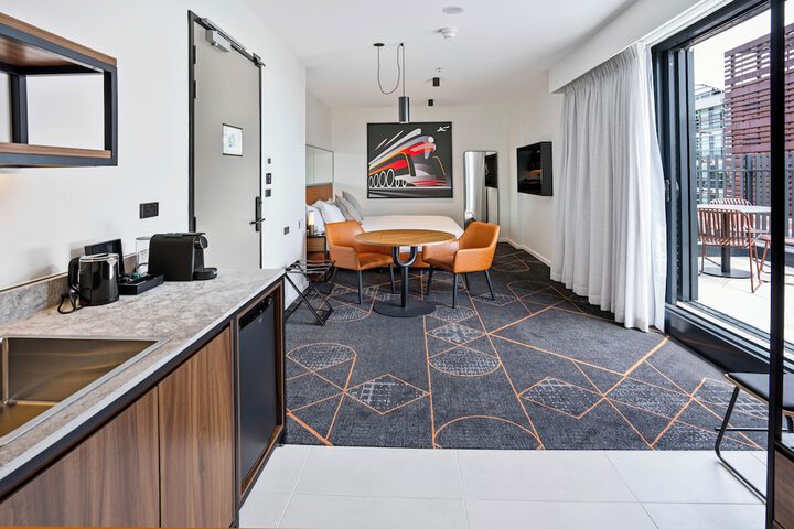 Room 10 of 56