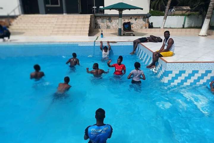 Pool 9 of 14