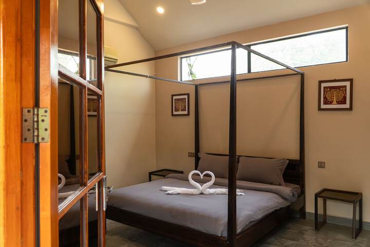 Room 15 of 73