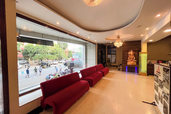Hotel Interior 14 of 135