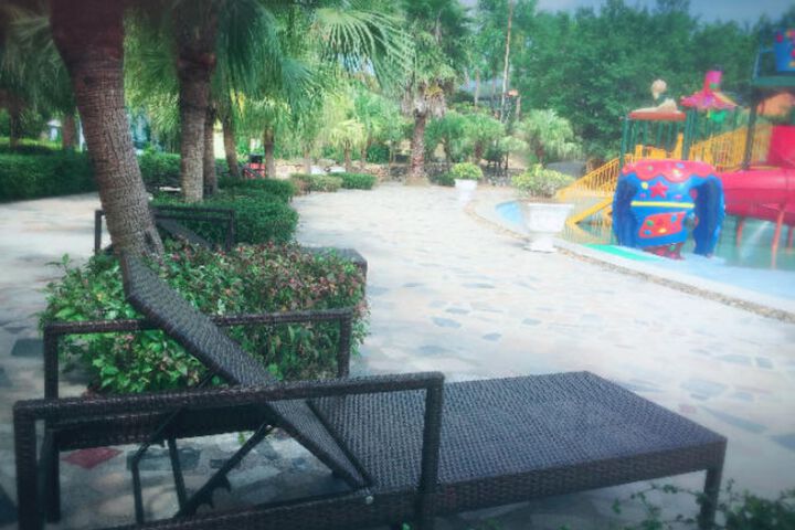 Pool 2 of 14