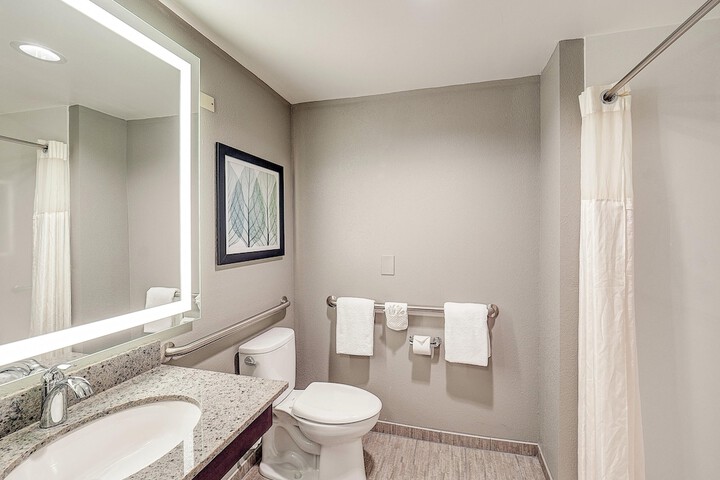 Bathroom shower