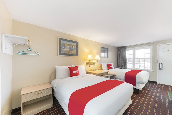 2 Double Beds (9 of 16)
