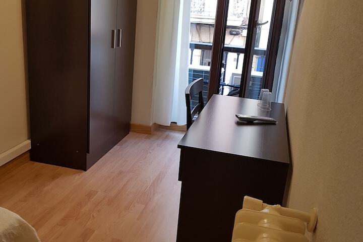 Room 39 of 47