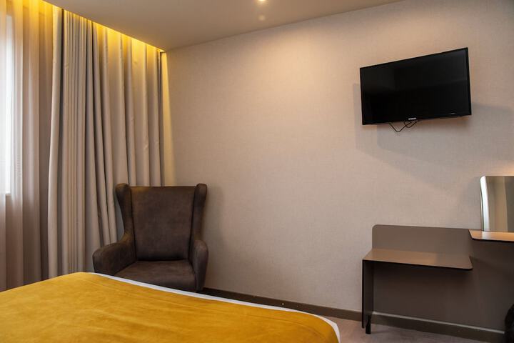 Room 30 of 62