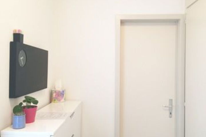 Room 83 of 100