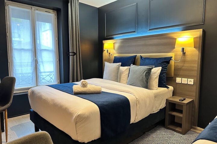 Room 6 of 38
