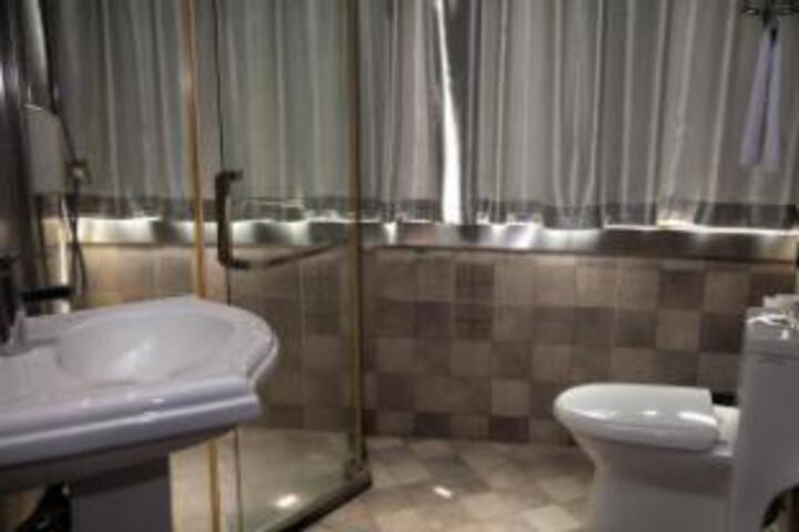 General 13 of 18