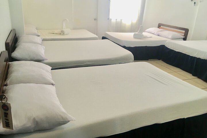 Room 4 of 68