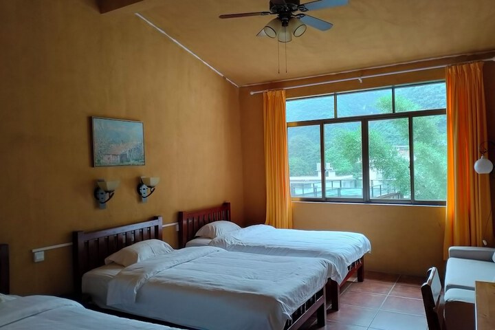 Room 20 of 69
